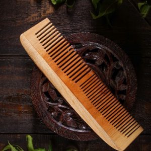 MH 82 - Neem Comb (Narrow toothed)