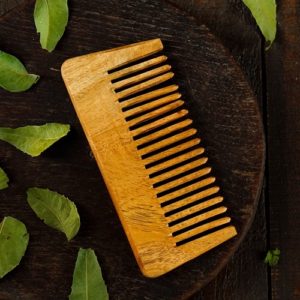 MH 83 - Neem Comb (Wide toothed)